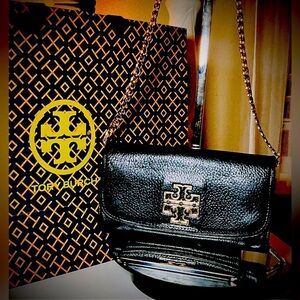 Tory Burch Black Leather Clutch Wallet